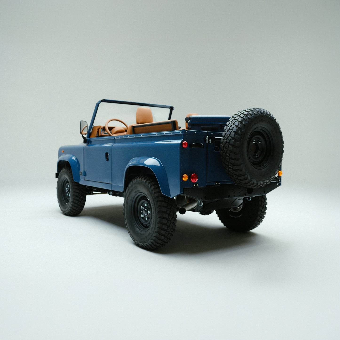 Monos × Brooklyn Coachworks Land Rover Defender 90