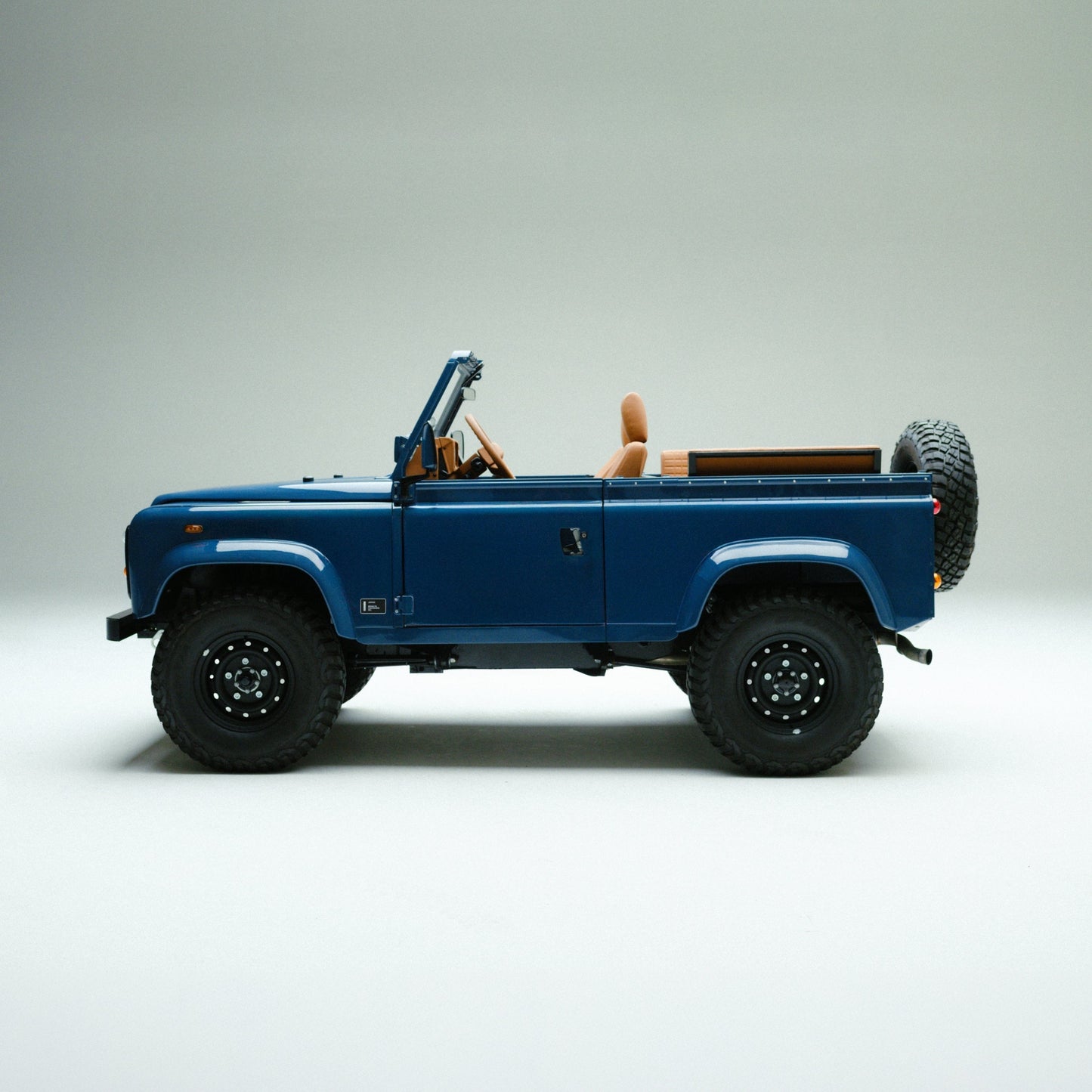 Monos × Brooklyn Coachworks Land Rover Defender 90